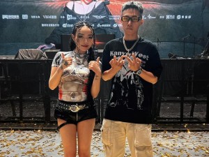 17岁女rapper叫啥来着 17 岁女 Rapper 叫啥来着？她的音乐风格为何如此独特？